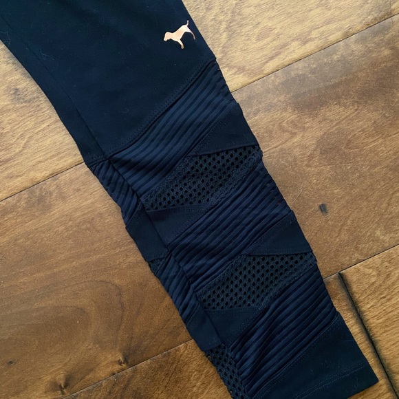 PINK leggings with cut-out details - Picture 5 of 6